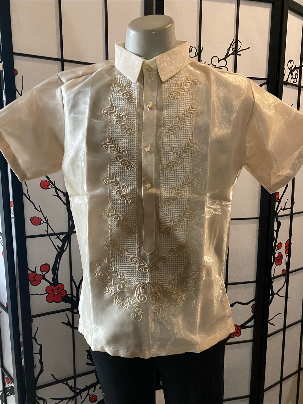 Traditional Mens' Embroidered Barong Tagalog Shirt - Beige
